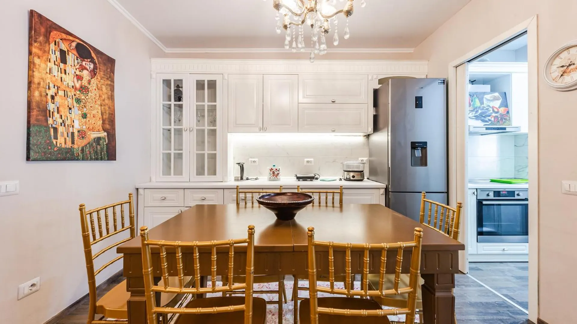 Sisi'S Luxury Apartments Grand Park Of Tirana Albania