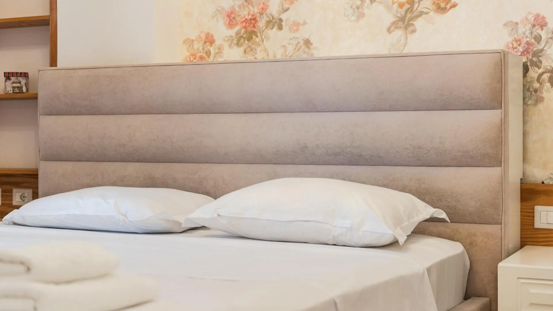 Sisi'S Luxury Apartments Grand Park Of Tirana