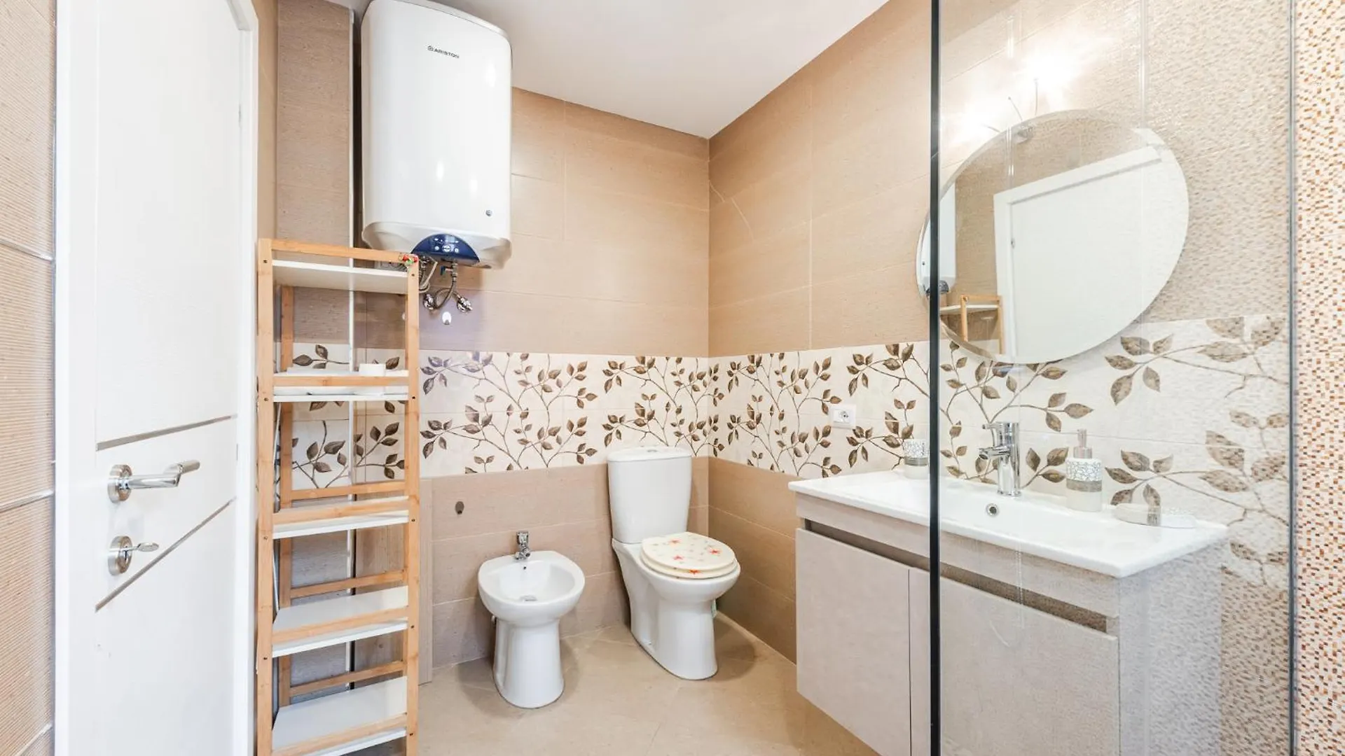 Sisi'S Luxury Apartments Grand Park Of Tirana